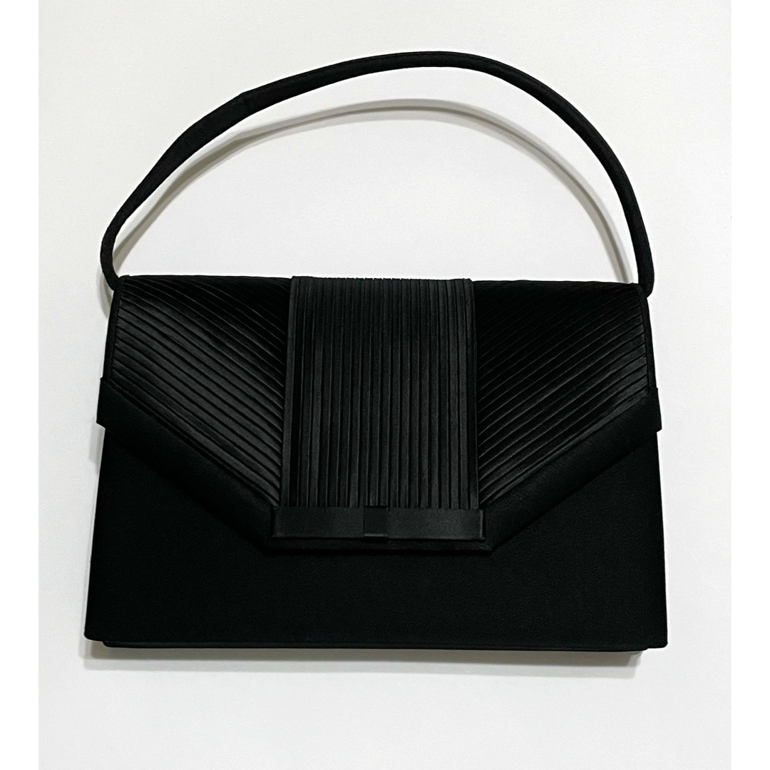 フォーマルバック　黒 レディースのバッグ(ハンドバッグ)の商品写真