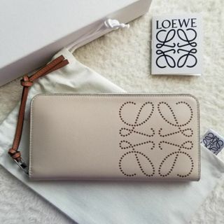 ロエベ(LOEWE)の国内完売 LOEWE ロエベ ブランド ジップ アラウンド ウォレット 長財布(財布)