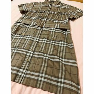 バーバリー(BURBERRY)の新品未使用　バーバリーノバチェック　大きいサイズ　シャツワンピース　ベルト付(ひざ丈ワンピース)