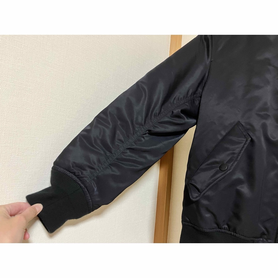 UNIQLO(ユニクロ)の【ユニクロ】MA-1 ブルゾン ブラック メンズのジャケット/アウター(ブルゾン)の商品写真