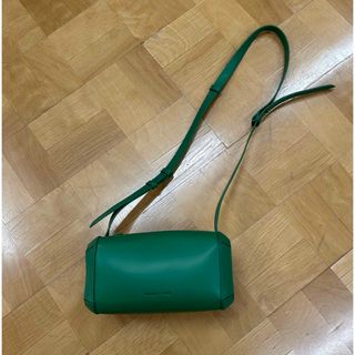 チャールズアンドキース(Charles and Keith)のCHARLES&KEITH ☆ ショルダーバッグ(ショルダーバッグ)