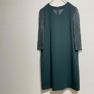 ユナイテッドアローズグリーンレーベルリラクシング(UNITED ARROWS green label relaxing)のグリーンレーベルリラクシング レースVネックワンピース　グリーン(ひざ丈ワンピース)