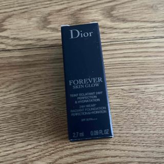 ディオール(Dior)のディオール　スキンフォーエヴァー　フルイド　グロウ　リキッドファンデーション(ファンデーション)