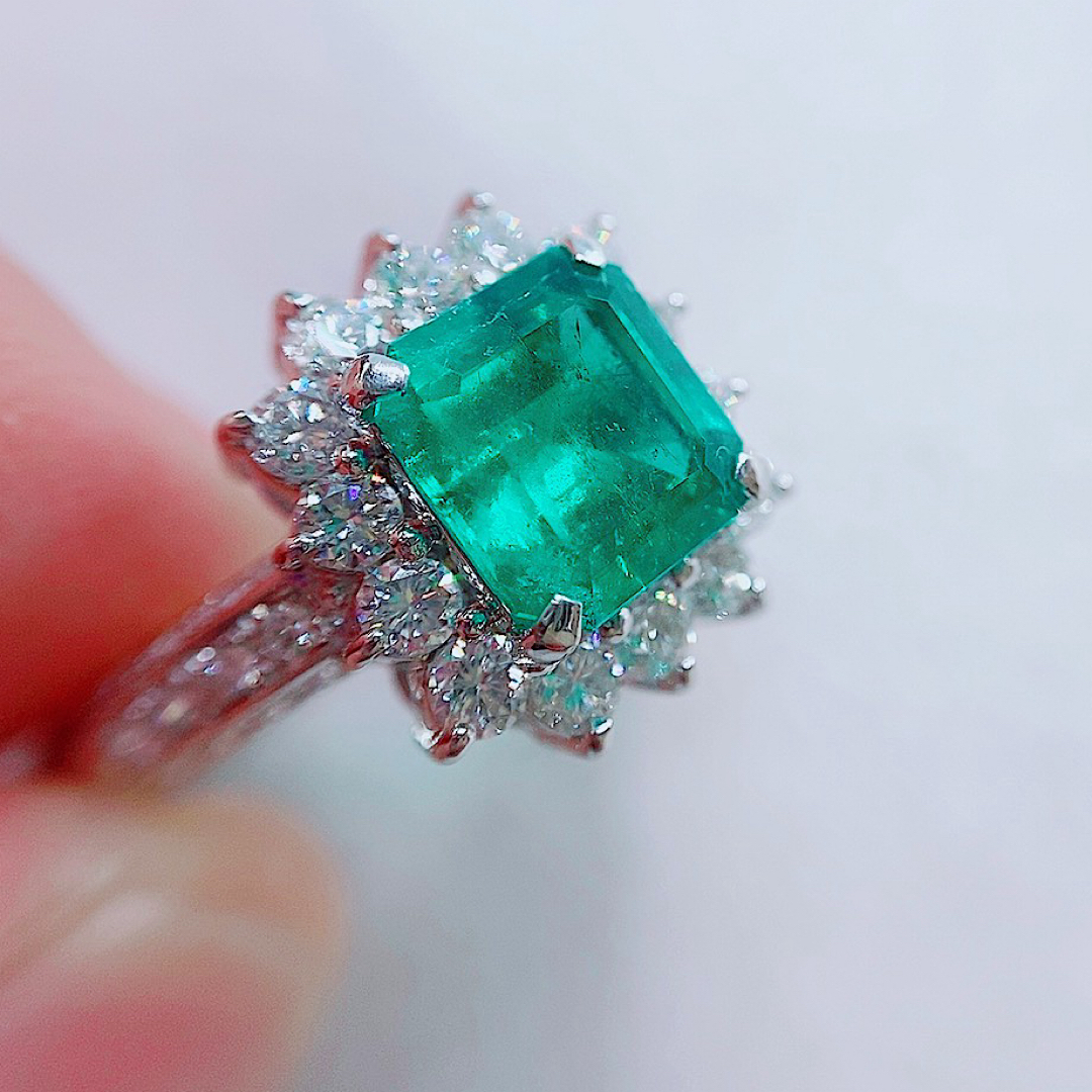 6.8g★1.94ct★✨エメラルド1.00ctダイヤモンドプラチナリング指輪 レディースのアクセサリー(リング(指輪))の商品写真