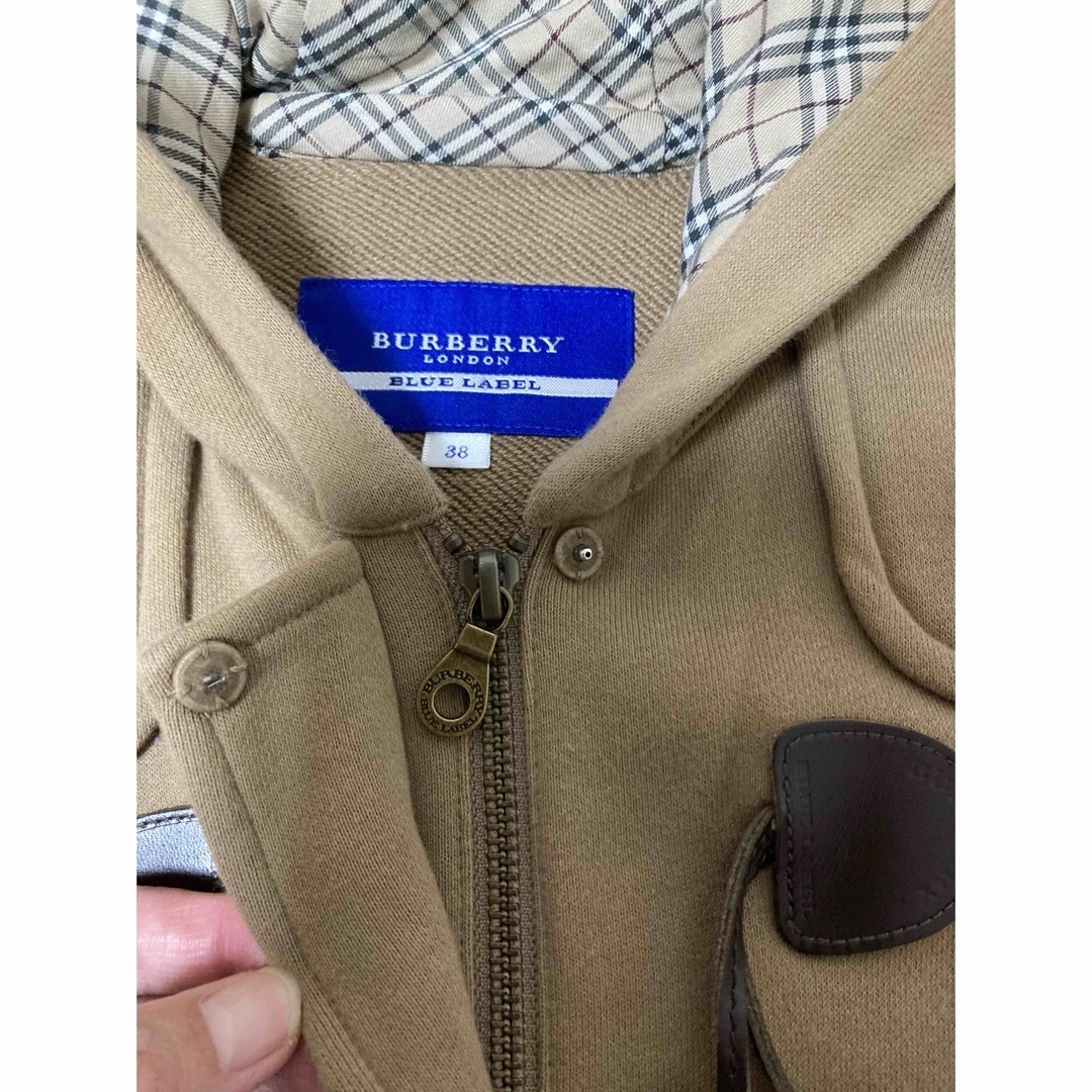 BURBERRY BLUE LABEL(バーバリーブルーレーベル)の美品　バーバリーブルーレーベル　ダッフル　　チェック　38 レディースのジャケット/アウター(ダッフルコート)の商品写真