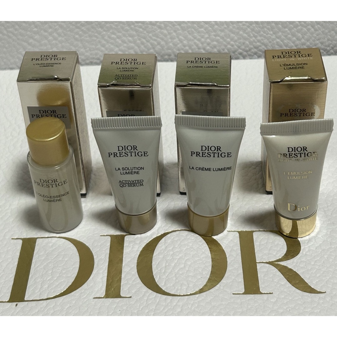 Dior(ディオール)の【未使用品】Dior プレステージ ホワイト サンプル 4点+巾着セット コスメ/美容のキット/セット(サンプル/トライアルキット)の商品写真