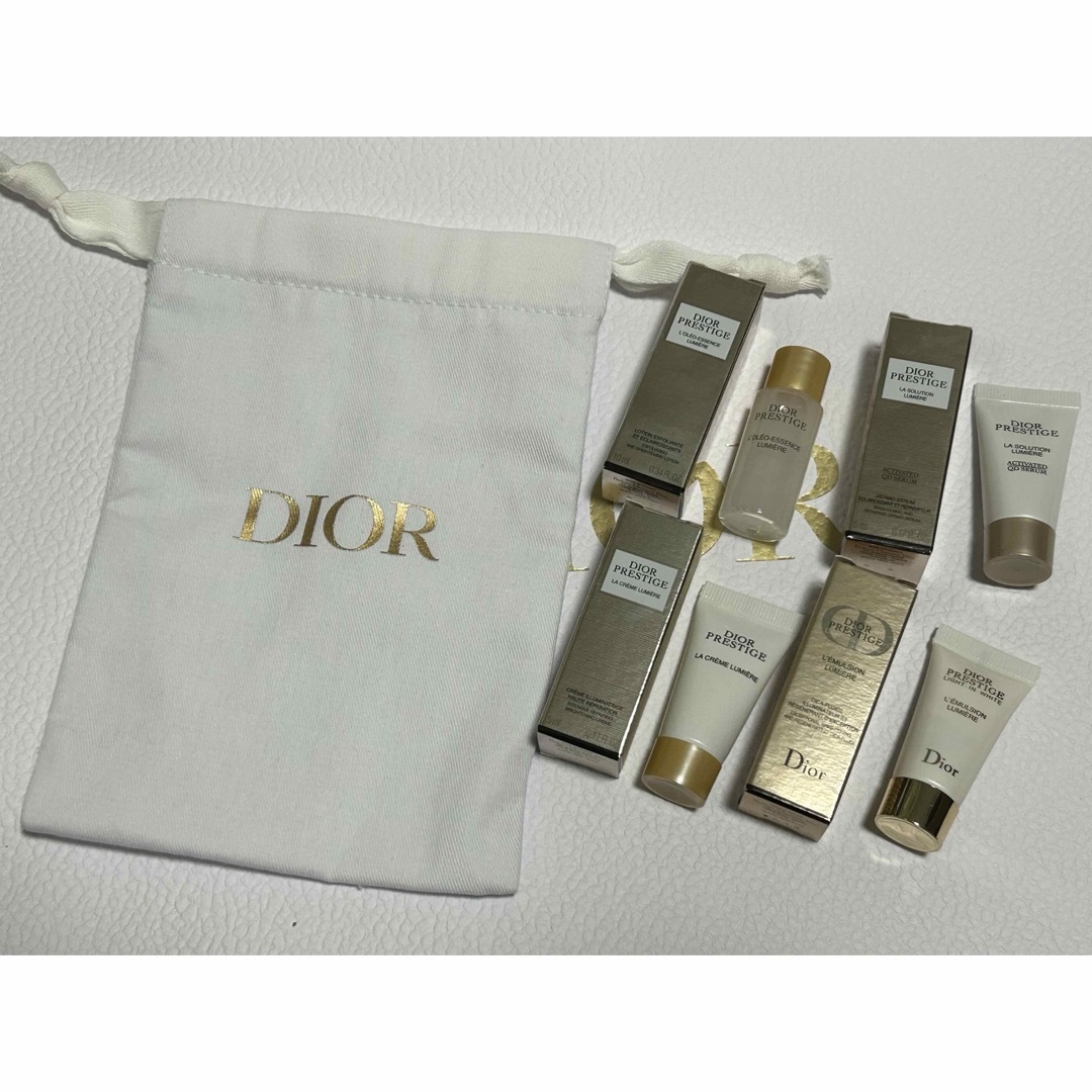 Dior(ディオール)の【未使用品】Dior プレステージ ホワイト サンプル 4点+巾着セット コスメ/美容のキット/セット(サンプル/トライアルキット)の商品写真