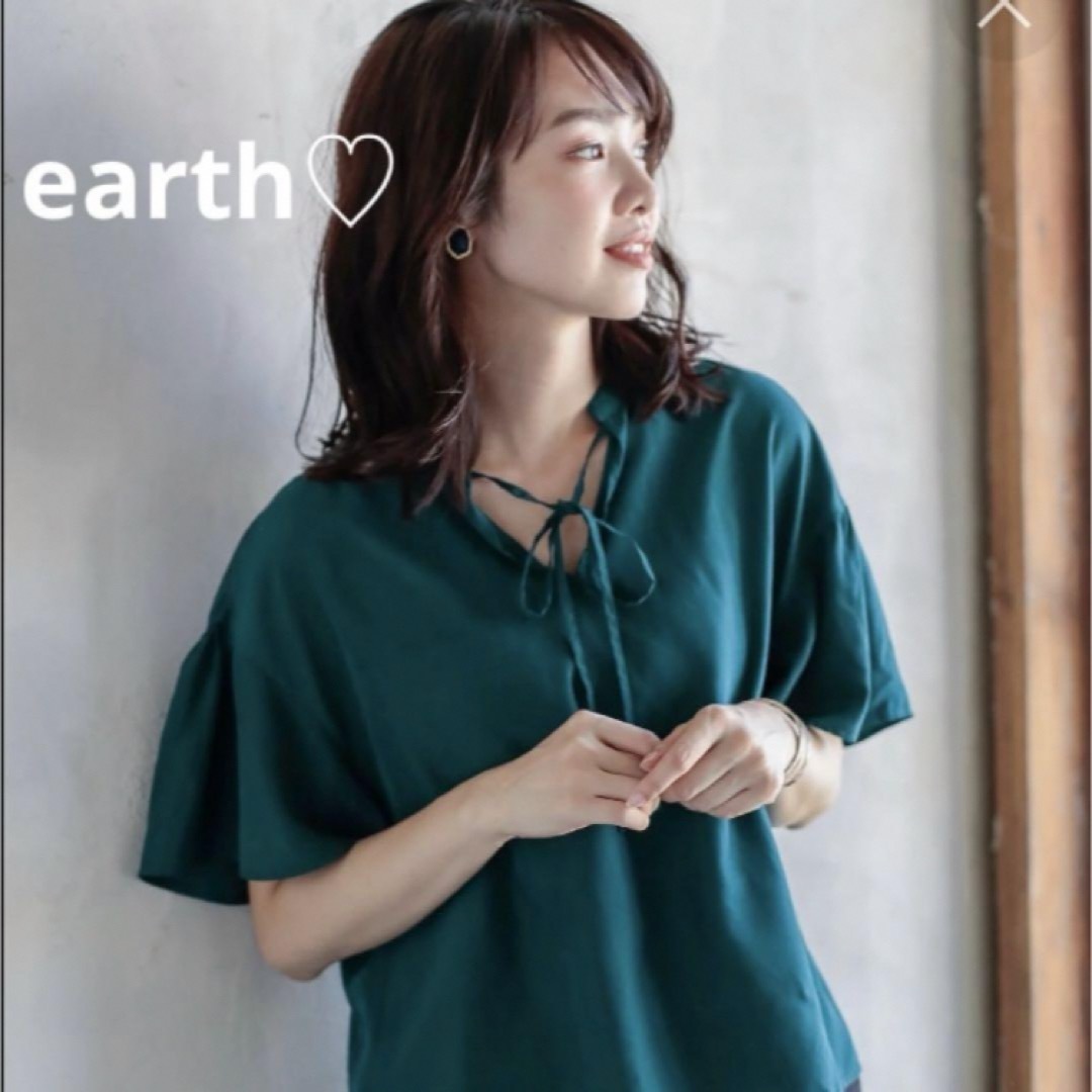 earth music & ecology(アースミュージックアンドエコロジー)の＊earth music＆ecology＊ボウタイフレアーブラウス レディースのトップス(シャツ/ブラウス(半袖/袖なし))の商品写真