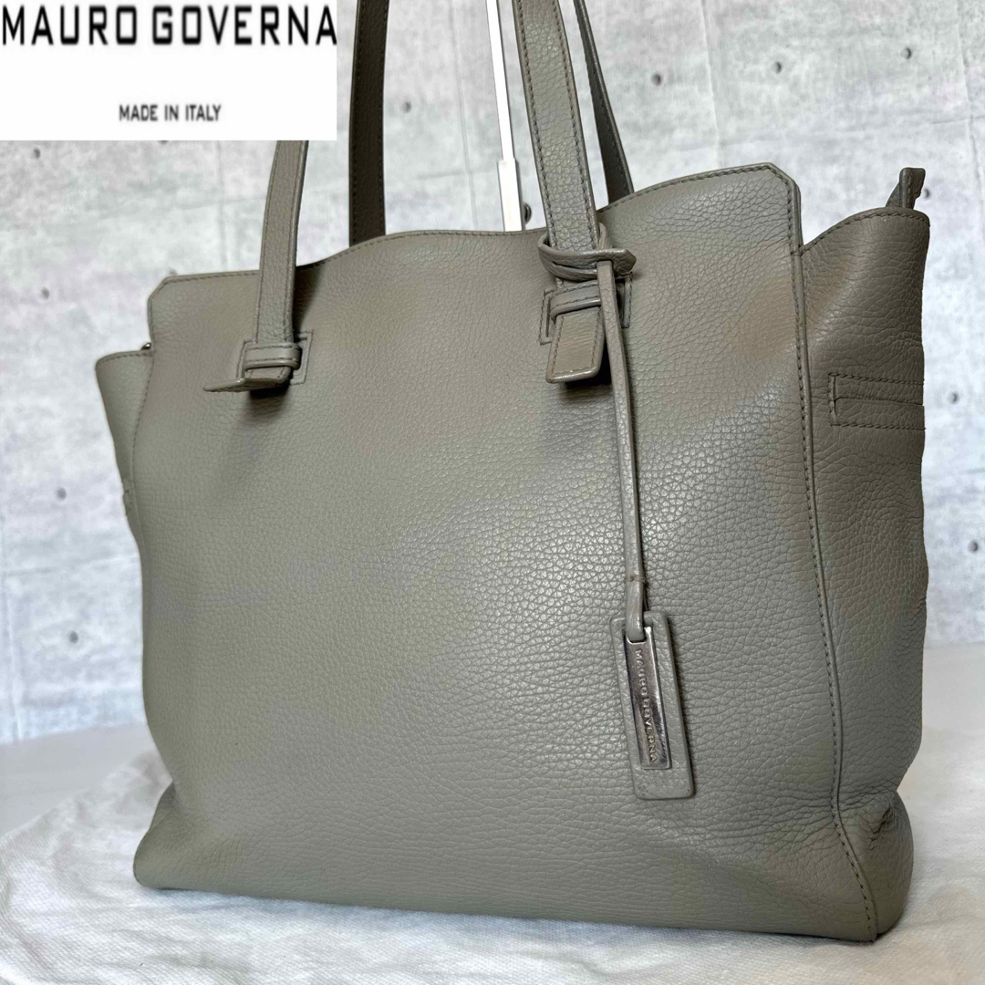 MAURO GOVERNA トリヨンレザー グレー ゴールド金具A4トートバッグ レディースのバッグ(トートバッグ)の商品写真