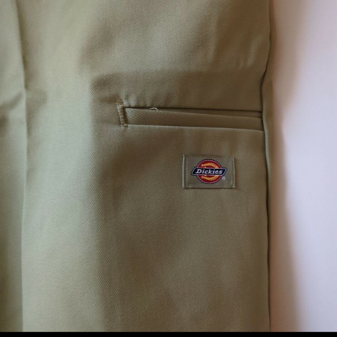 Dickies(ディッキーズ)の新品 40 ハーフパンツ ディッキーズ カーキ メンズのパンツ(ショートパンツ)の商品写真