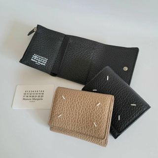 マルタンマルジェラ(Maison Martin Margiela)の★新品未使用★メゾンマルジェラ ３つ折り財布 小銭入れ付き(折り財布)