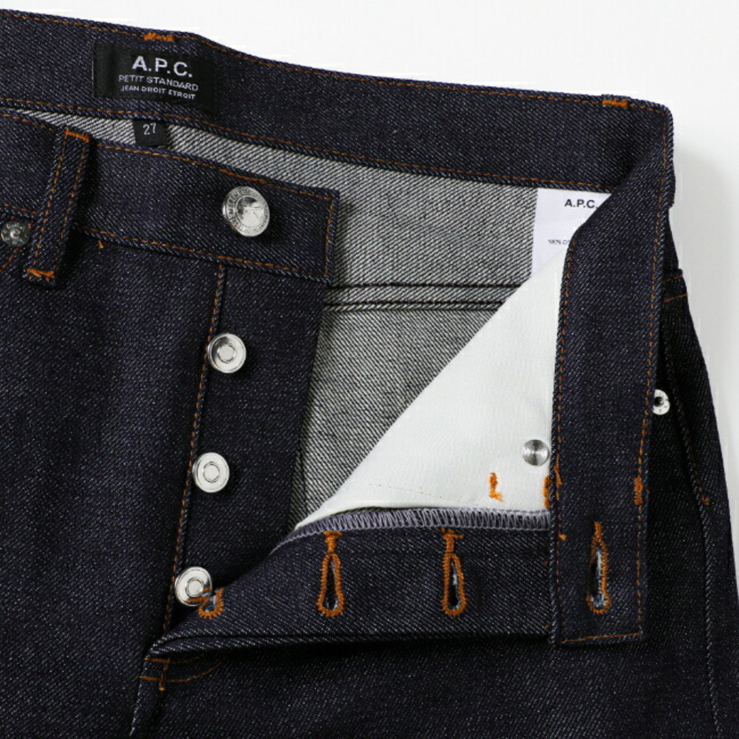 A.P.C(アーペーセー)のアー・ぺー・セー A.P.C. パンツ アパレル メンズ PETIT STANDARD/プチスタンダード デニムパンツ  M09002 CODBS IAI メンズのパンツ(デニム/ジーンズ)の商品写真