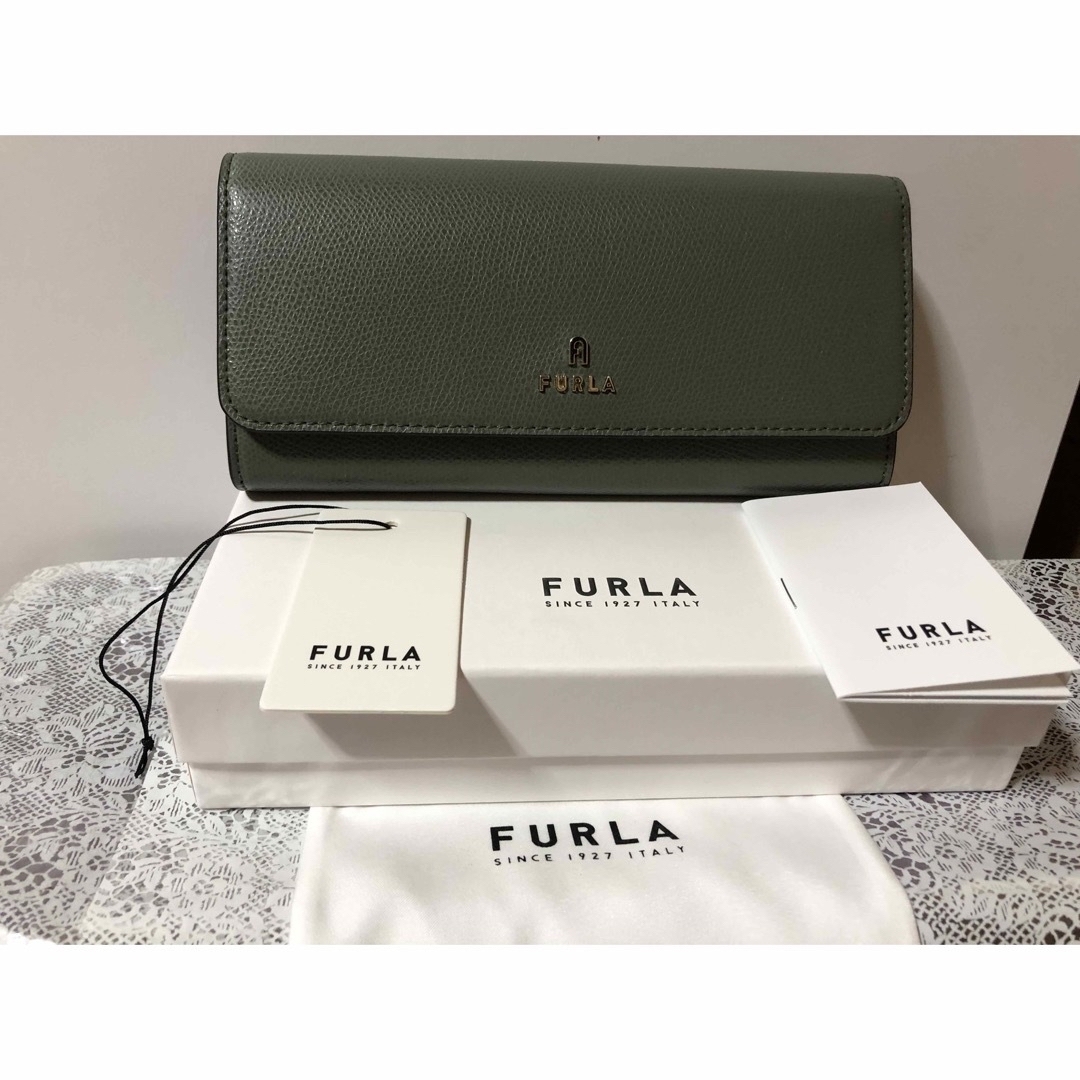 Furla(フルラ)の新品  フルラ 長財布 カメリア レディースのファッション小物(財布)の商品写真