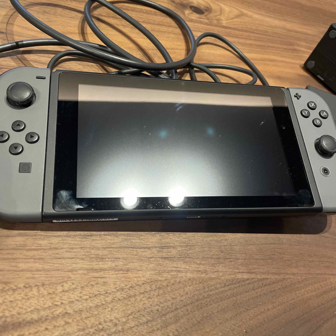 Nintendo Switch JOY-CON グレー 本体  HAC-S-KA エンタメ/ホビーのゲームソフト/ゲーム機本体(家庭用ゲーム機本体)の商品写真