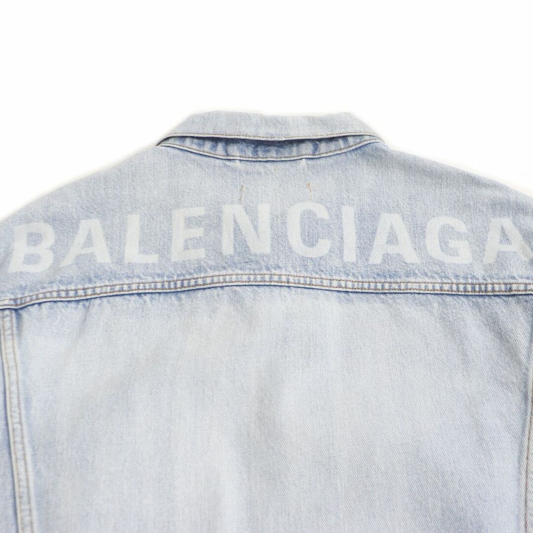 Balenciaga(バレンシアガ)の極美品□2018年製 BALENCIAGA/バレンシアガ 534553 USED加工 バックロゴ デニムジャケット/ジージャン ライトブルー 48 日本製 正規品 メンズのジャケット/アウター(Gジャン/デニムジャケット)の商品写真