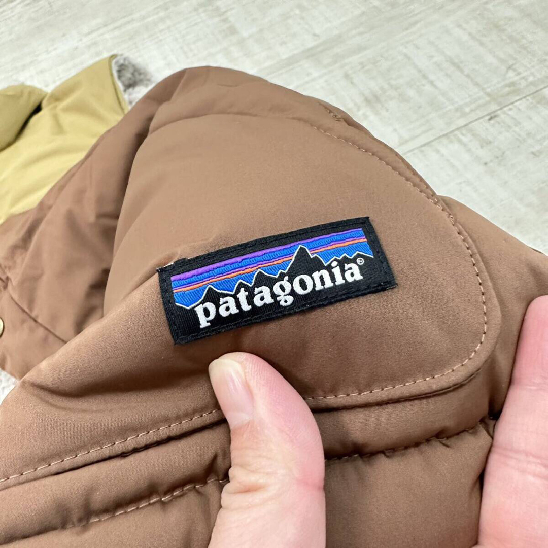 patagonia(パタゴニア)の23aw 2023 パタゴニア リバーシブル ビビー ダウン ベスト サイズ S メンズのジャケット/アウター(ダウンベスト)の商品写真