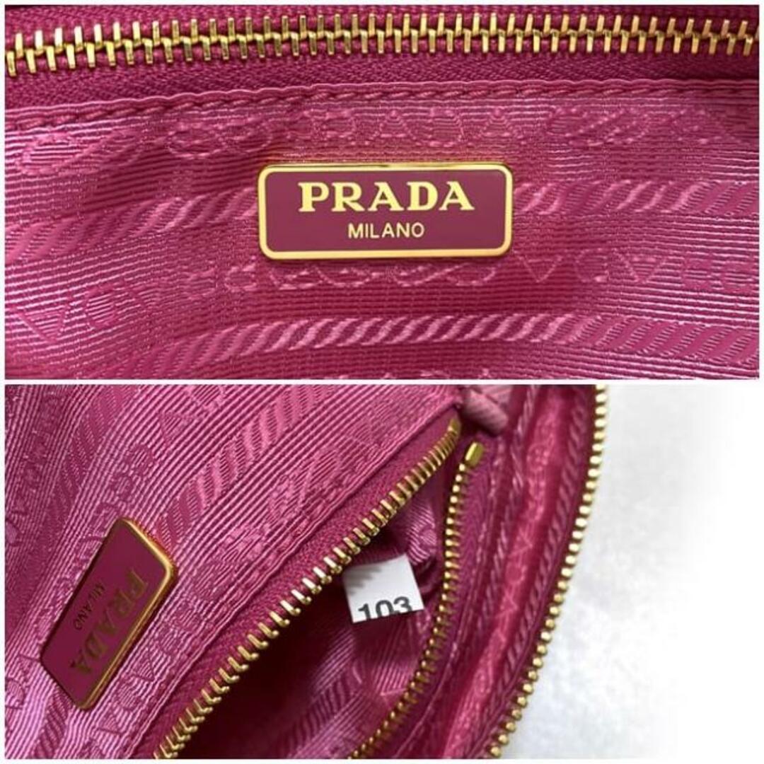 PRADA(プラダ)のプラダ ポーチ ピンク ホワイト ローズ カナパ 1NA693 美品 ファスナー チェック コットン キャンバス 中古 PRADA 三角 ロゴ ミニ 小物入れ コスメ 化粧ポーチ 定番 人気 ギンガムチェック ゴールド金具 ブランド小物 レディースのファッション小物(ポーチ)の商品写真