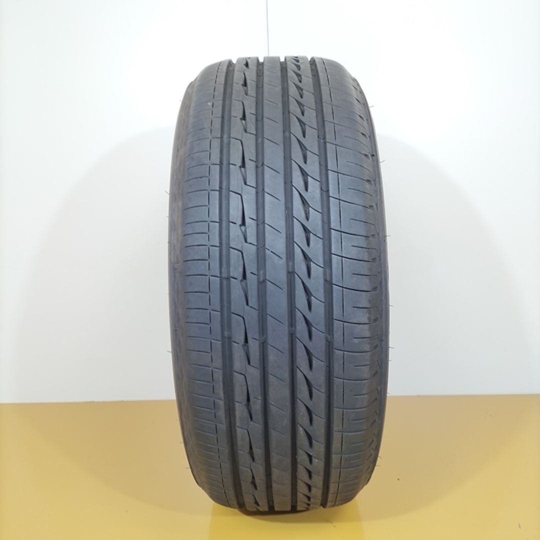 送料無料 BRIDGESTONE ブリヂストン 215/50R17 95V REGNO GR-X2 夏タイヤ サマータイヤ 1本 [ A3553 ] 【中古タイヤ】 自動車/バイクの自動車(タイヤ・ホイールセット)の商品写真