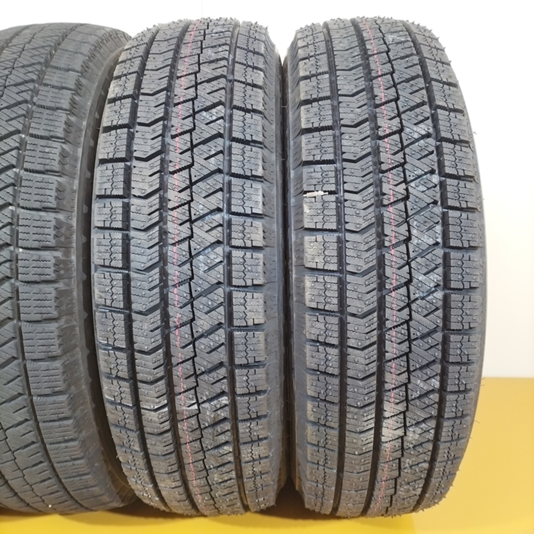 送料無料 BRIDGESTONE ブリヂストン 155/65R14 75Q BLIZZAK VRX2 冬タイヤ スタッドレスタイヤ 4本セット [ W2802 ] 【中古タイヤ】 自動車/バイクの自動車(タイヤ・ホイールセット)の商品写真