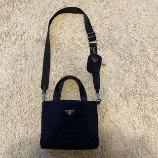 プラダ(PRADA)のプラダ　ショルダーバッグ(ショルダーバッグ)