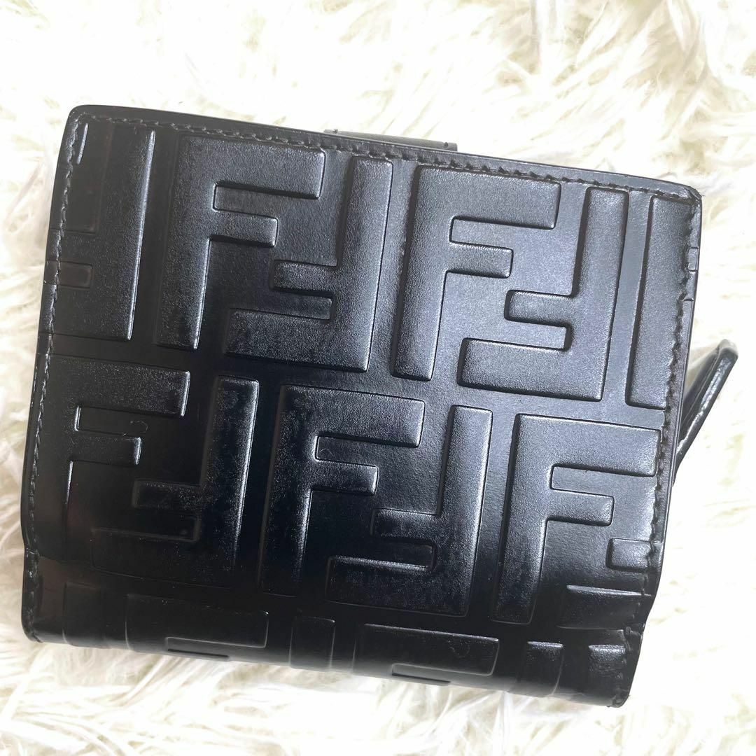 FENDI(フェンディ)の⋟極美品⋞ 入手困難 / フェンディ オールブラックエンボスズッカウォレット メンズのファッション小物(折り財布)の商品写真