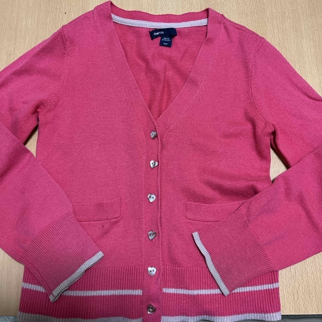 GAP Kids(ギャップキッズ)のカーディガン　140センチ キッズ/ベビー/マタニティのキッズ服男の子用(90cm~)(カーディガン)の商品写真