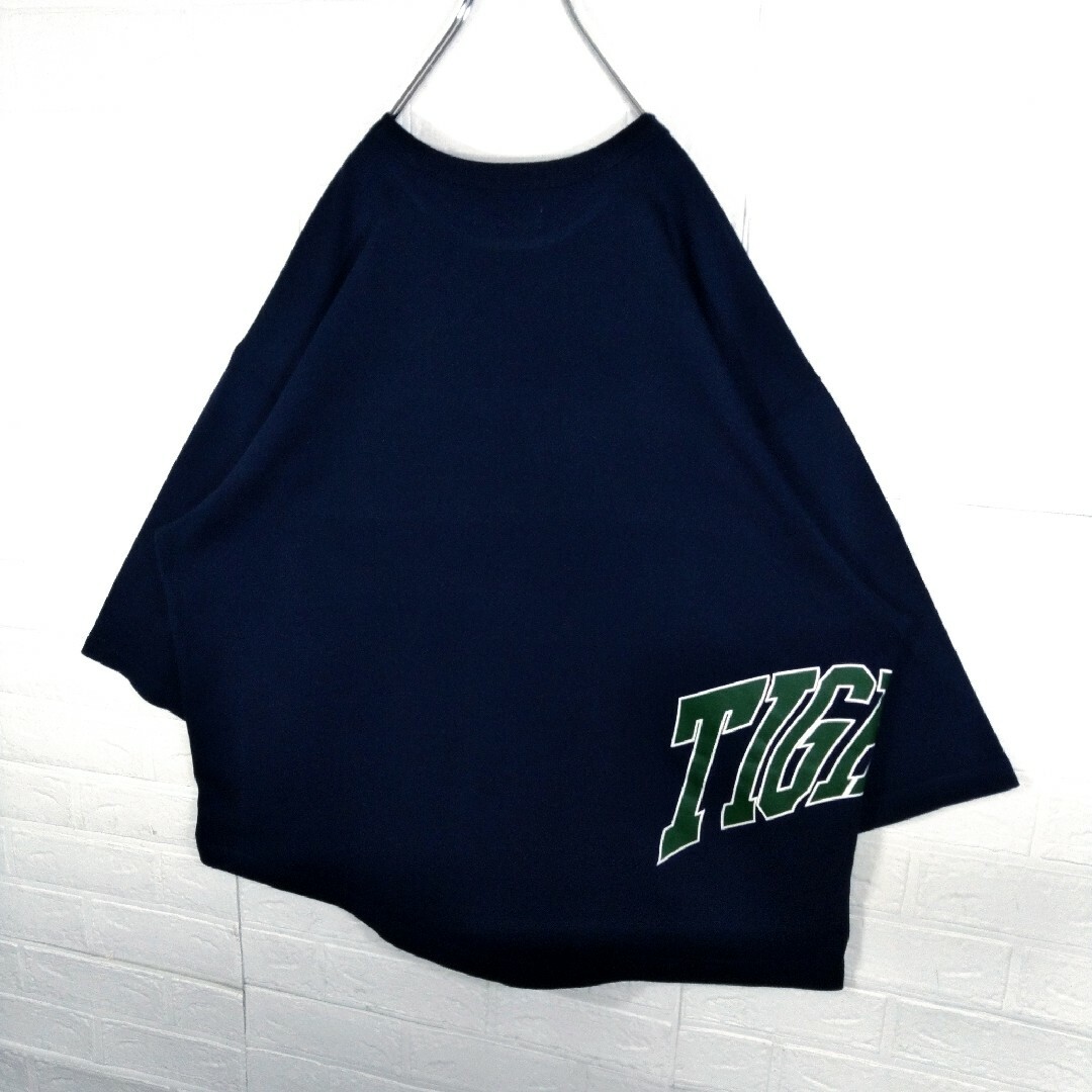 【TIGHTBOOTH】アシッドロゴ　ビッグシルエット　7分袖　Tシャツ メンズのトップス(Tシャツ/カットソー(七分/長袖))の商品写真