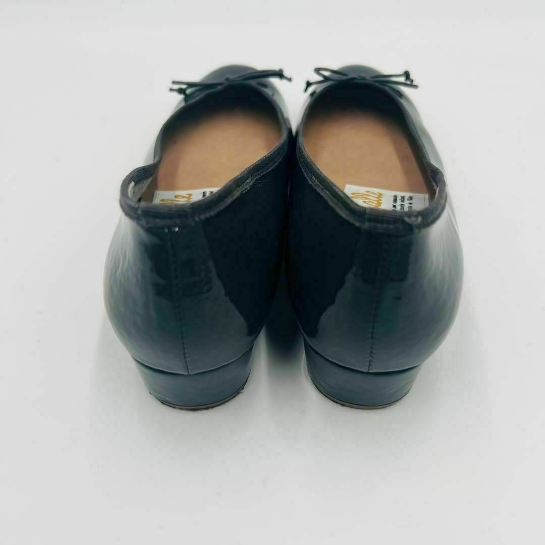 ファルファーレ farfalle グレー チャンキーヒール エナメル 22.5 レディースの靴/シューズ(バレエシューズ)の商品写真