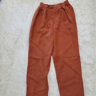 レディース カジュアル テーパード パンツ オレンジ系 ブラウン Mサイズ 古着(カジュアルパンツ)