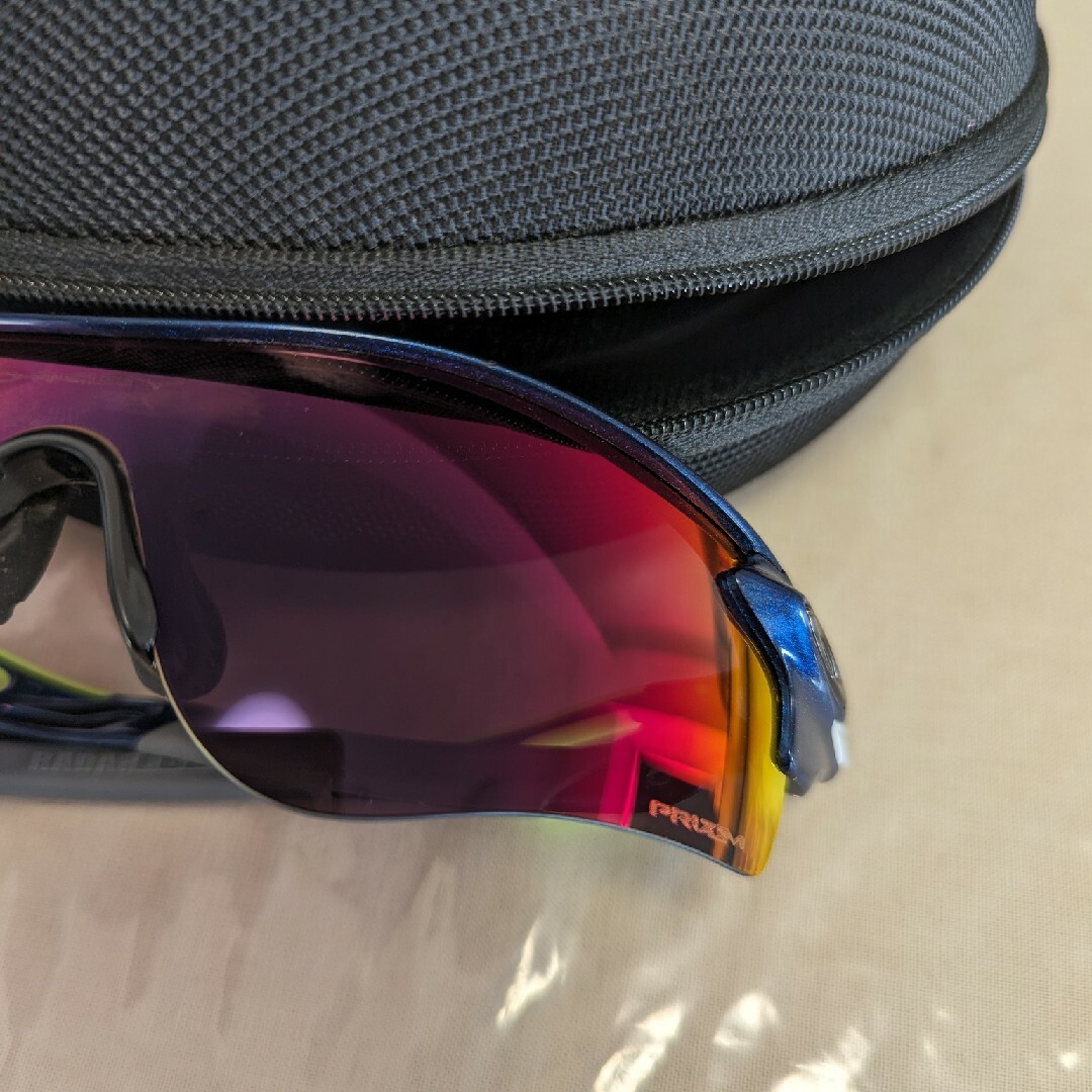 Oakley(オークリー)のオークリー　レーダーロックパス　サングラス メンズのファッション小物(サングラス/メガネ)の商品写真