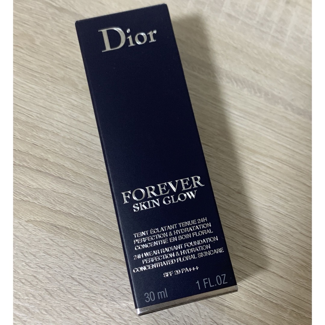 Dior(ディオール)のChristian Dior ディオールスキン フォーエヴァー フルイド グロウ コスメ/美容のベースメイク/化粧品(ファンデーション)の商品写真