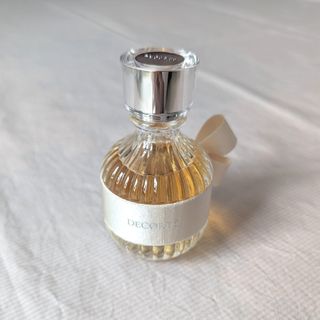 コスメデコルテ(COSME DECORTE)のデコルテ　香水　キヒン(香水(女性用))