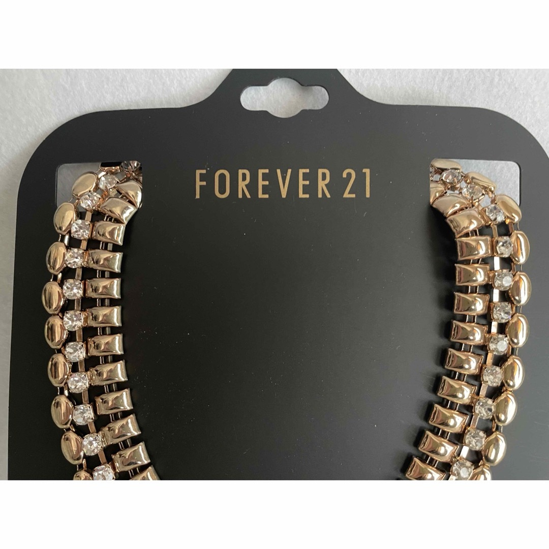 FOREVER 21(フォーエバートゥエンティーワン)のForever21 ネックレス　　チョーカー レディースのアクセサリー(ネックレス)の商品写真