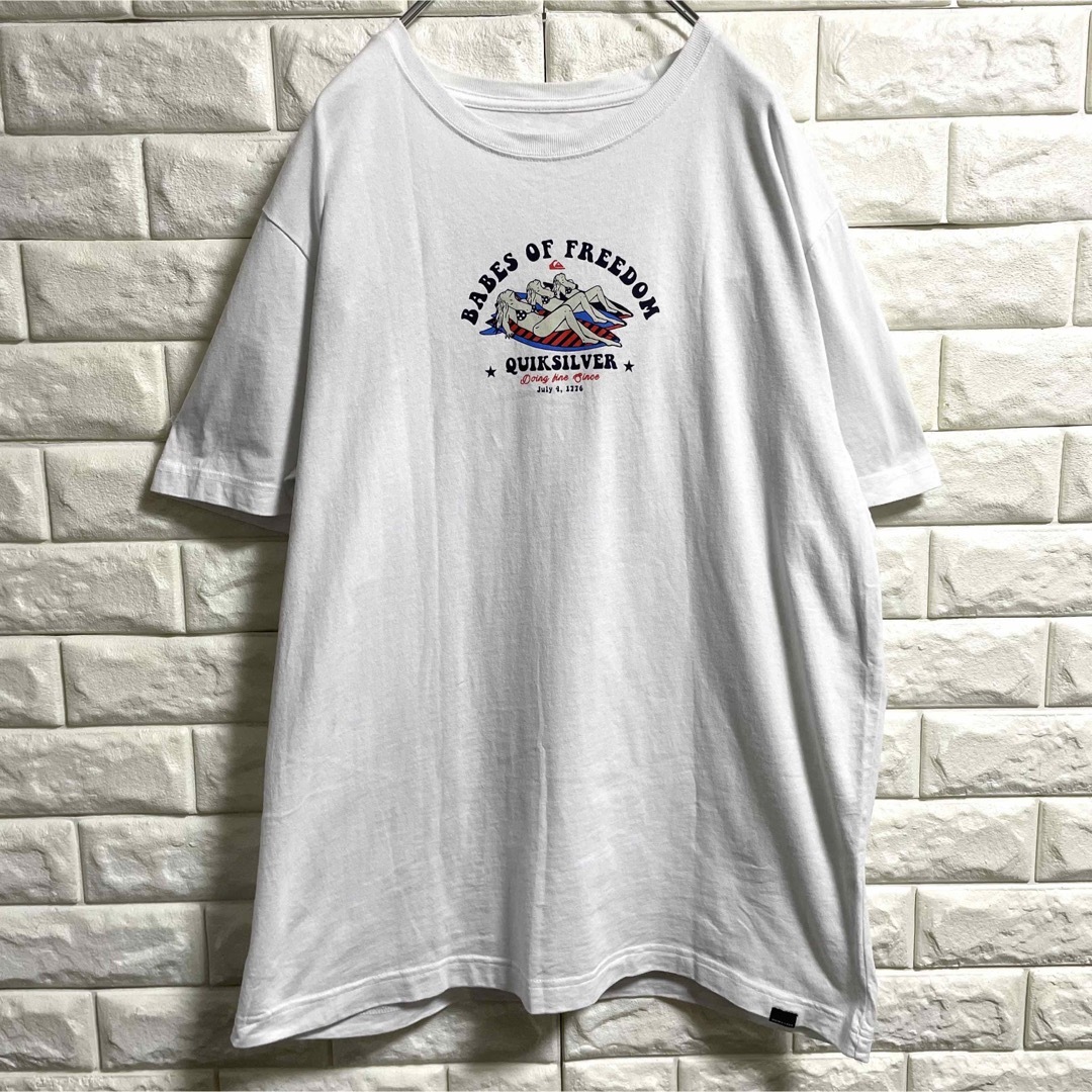 QUIKSILVER(クイックシルバー)のクイックシルバー　半袖Tシャツ　セクシープリント　メンズXLサイズ メンズのトップス(Tシャツ/カットソー(半袖/袖なし))の商品写真