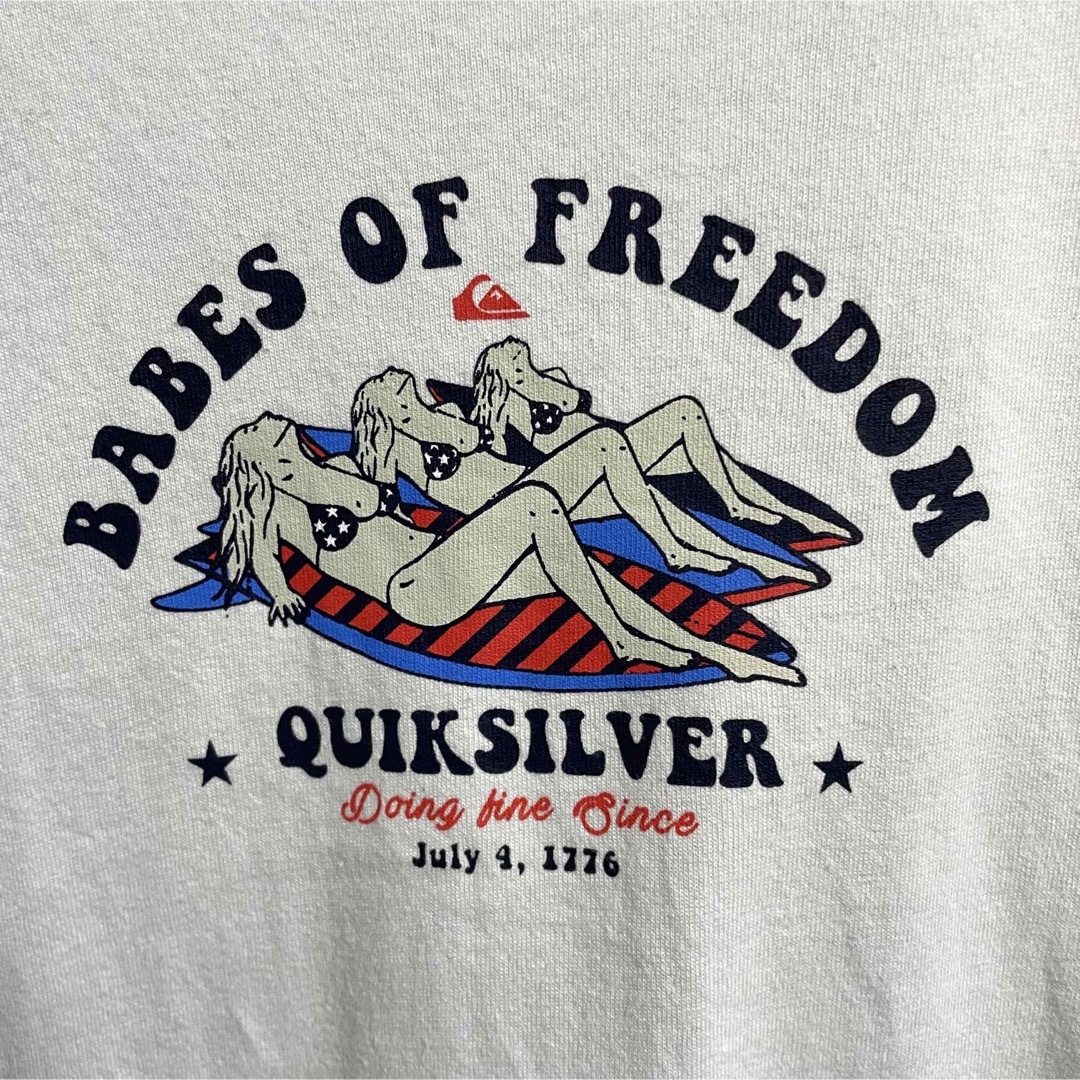 QUIKSILVER(クイックシルバー)のクイックシルバー　半袖Tシャツ　セクシープリント　メンズXLサイズ メンズのトップス(Tシャツ/カットソー(半袖/袖なし))の商品写真