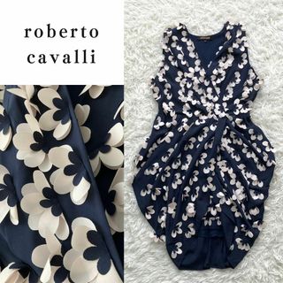 ロベルトカヴァリ(Roberto Cavalli)のロベルトカヴァリ フラワー立体モチーフ 変形デザインワンピース カシュクール(ひざ丈ワンピース)