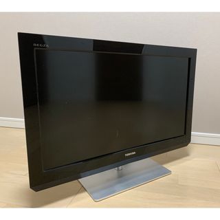 トウシバ(東芝)のTOSHIBA REGZA テレビ（26インチブラック）⭐️セール中⭐️(テレビ)