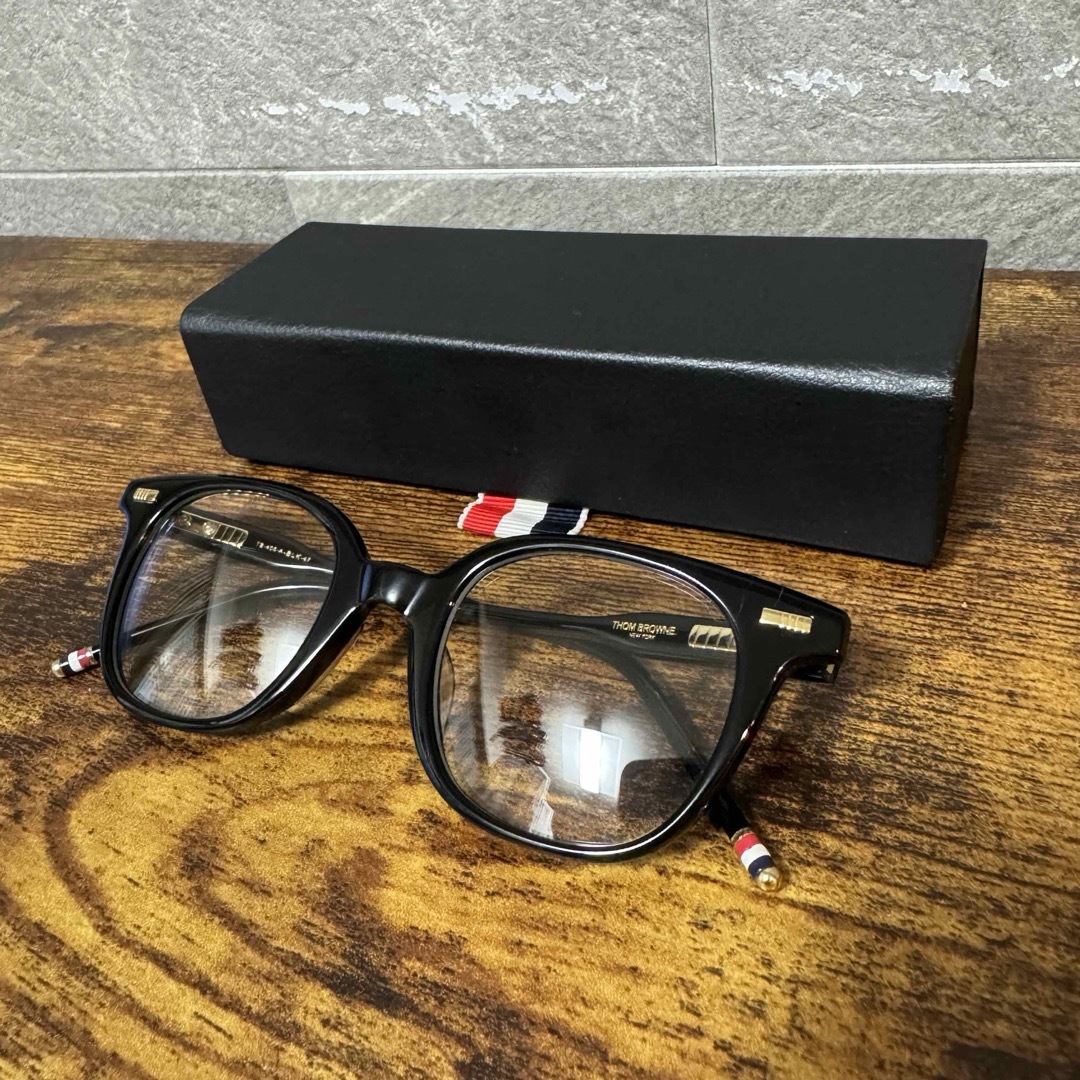 THOM BROWNE(トムブラウン)のTHOM BROWNE トムブラウン メガネ 黒縁メガネ 美品 メンズのファッション小物(サングラス/メガネ)の商品写真