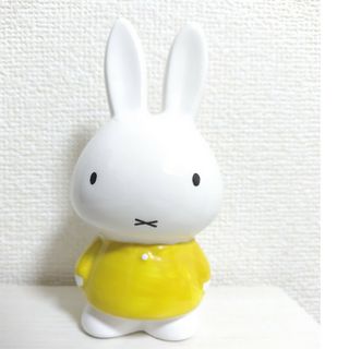 ミッフィー(miffy)のレトロ　陶器製　ミッフィー　貯金箱(キャラクターグッズ)