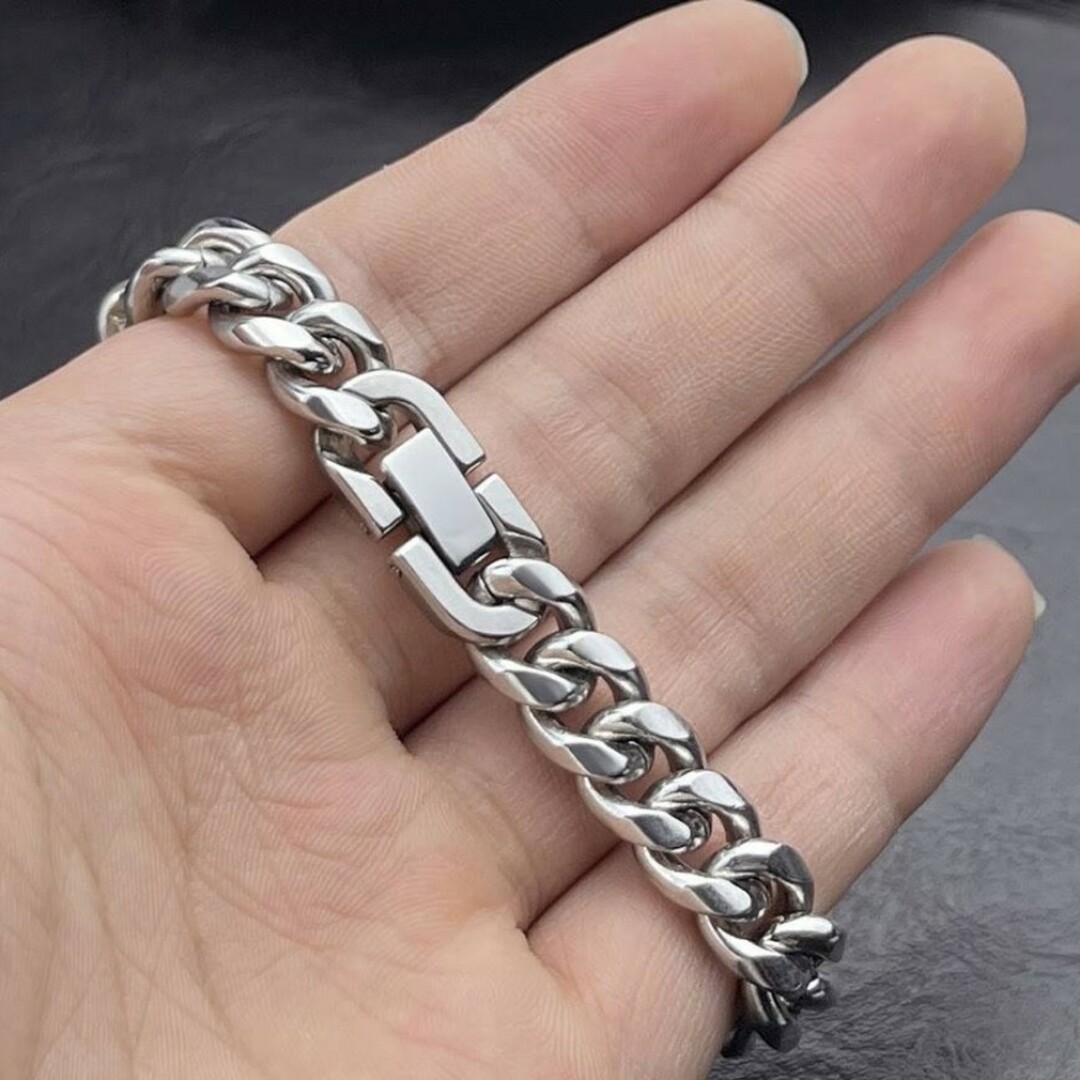 【B20 喜平 12mm  中折れ】シルバーブレスレット メンズブレスレット メンズのアクセサリー(ブレスレット)の商品写真