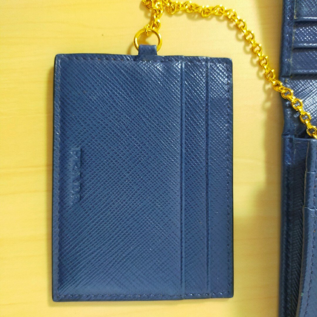 PRADA(プラダ)の長財布 PRADA プラダ SAFFIANO TRIANGOLO BLUETTE レディースのファッション小物(財布)の商品写真