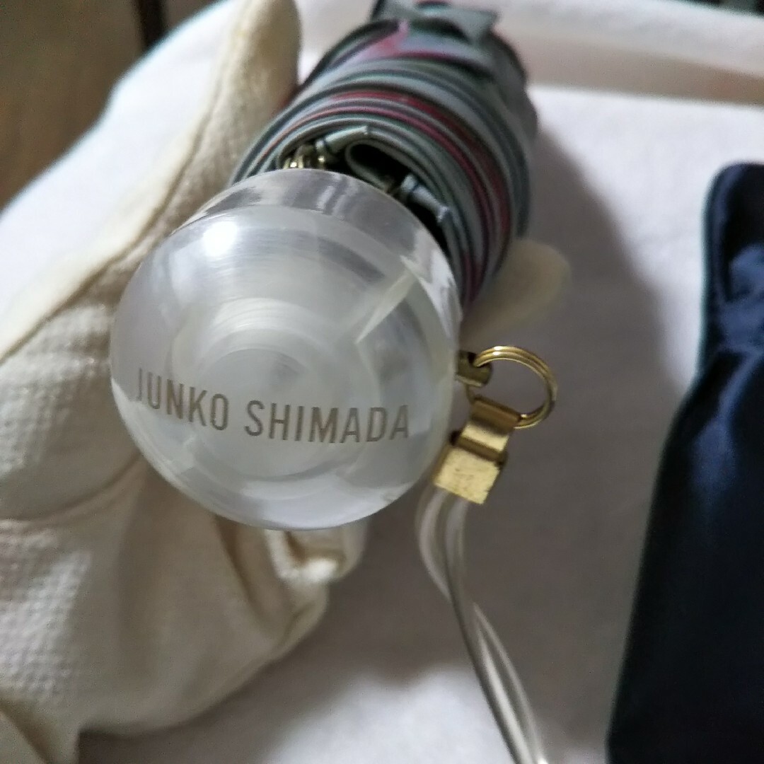 JUNKO SHIMADA(ジュンコシマダ)の新品未使用タグ付き★ジュンコシマダ  JUNKO SHIMADA★バラ柄の雨傘 レディースのファッション小物(傘)の商品写真