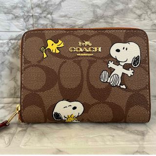 コーチ(COACH)のCOACH 二つ折り財布SNOOPYPEANUTSシグネチャー新品未使用！(財布)