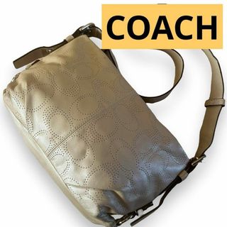 コーチ(COACH)の希少品　パンチングロゴマーク　COACH　レザーショルダーバッグ　斜め掛け可(ショルダーバッグ)