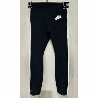 サカイ(sacai)の＊sacai×NIKE サイドライン スポーツ ランニング パンツ M(ウェア)