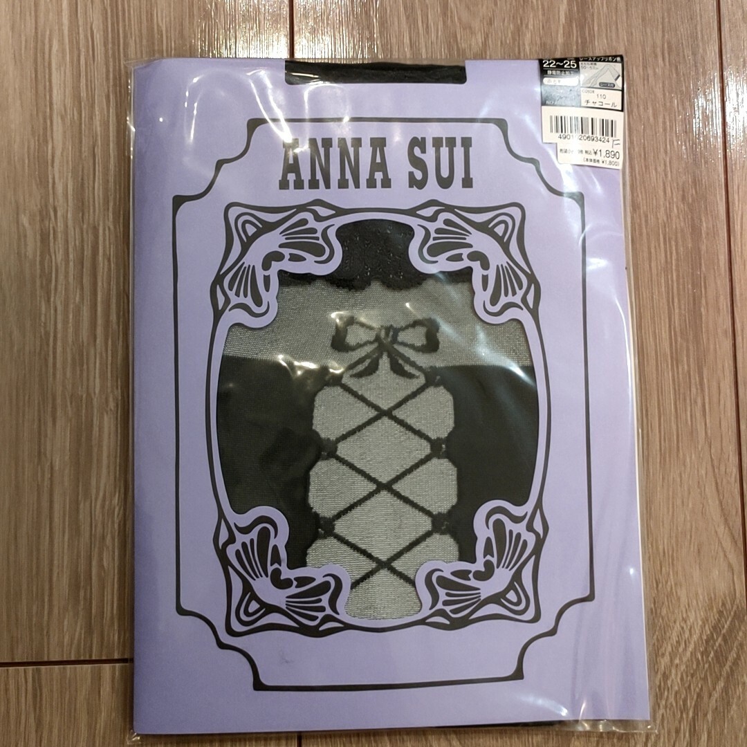 ANNA SUI(アナスイ)の【新品未開封】アナスイ　太もも丈　黒　チャコール　リボン　レースアップ柄 レディースのレッグウェア(タイツ/ストッキング)の商品写真