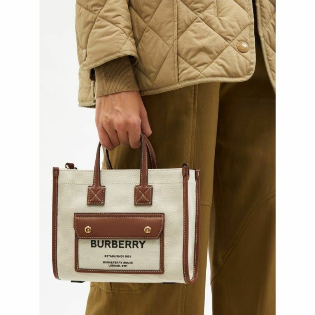 BURBERRY(バーバリー)の新品 BURBERRY ミニ フレヤトート バッグ レディースのバッグ(ショルダーバッグ)の商品写真