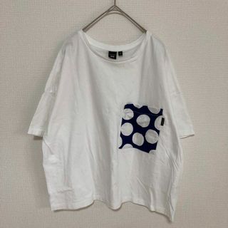 ユニクロ(UNIQLO)の🌟ユニクロ マリメッコ コットン半袖シャツ XL ホワイト 胸ポケット(シャツ/ブラウス(半袖/袖なし))