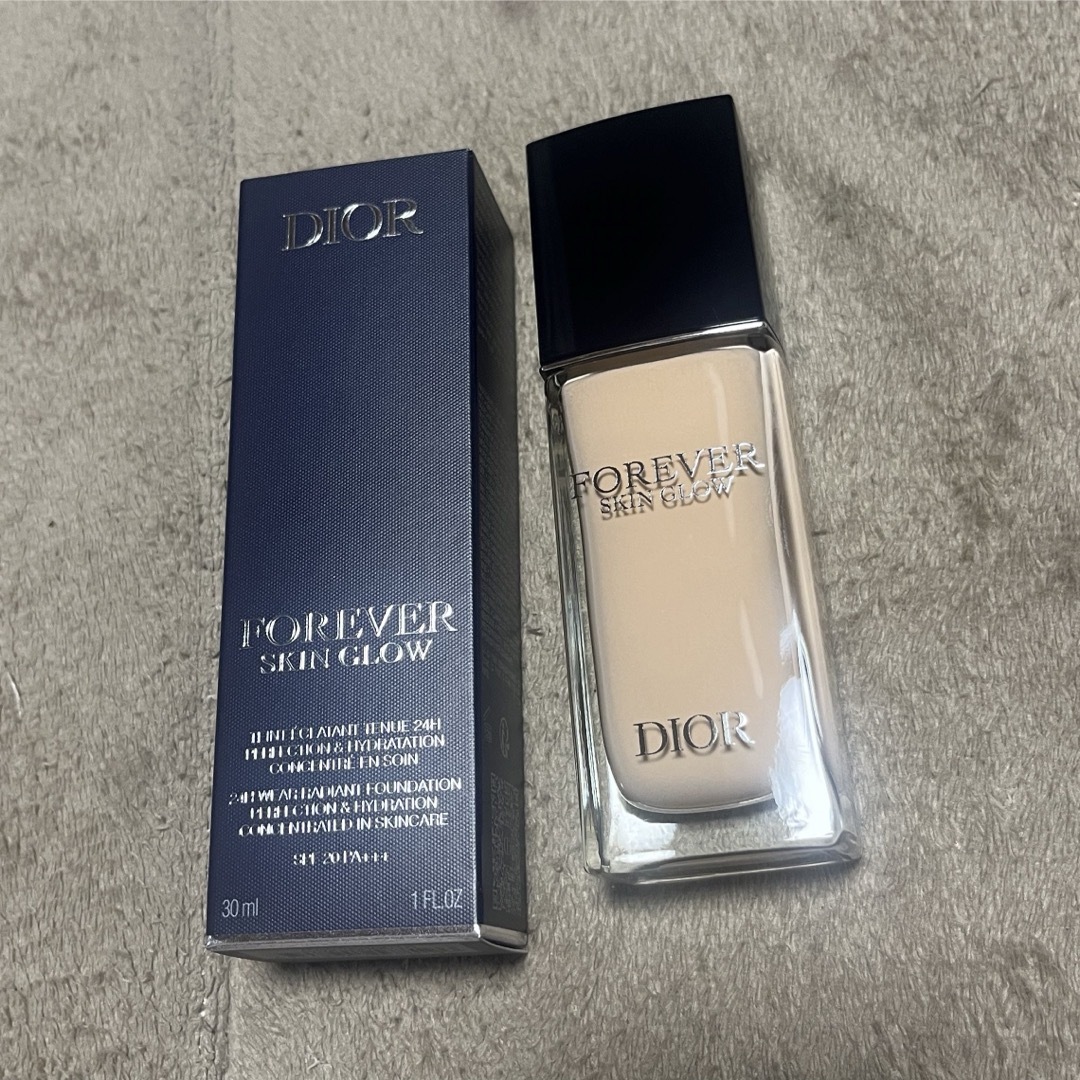 Christian Dior(クリスチャンディオール)のディオールスキン フォーエヴァー フルイド グロウ 1N  コスメ/美容のベースメイク/化粧品(ファンデーション)の商品写真