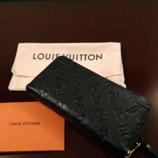 ルイヴィトン(LOUIS VUITTON)のYUI様専用ルイヴィトンジッピーウォレットＭ６１８６４(財布)